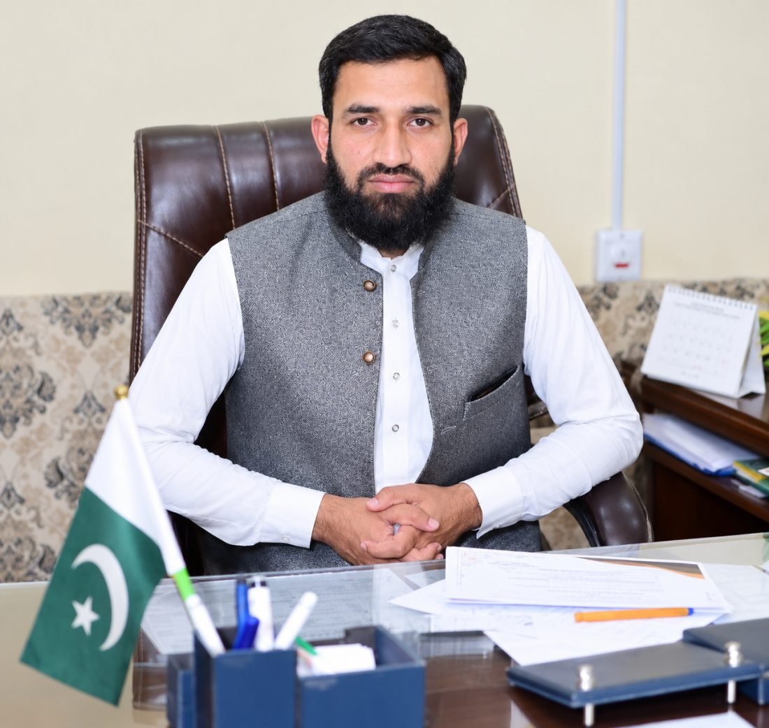 Sal E Mul Azzam, Deputy Director